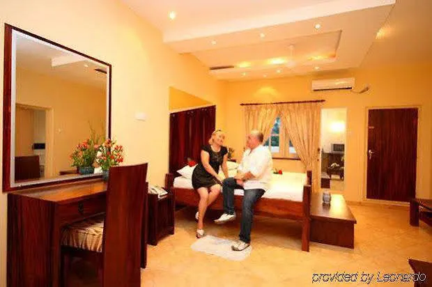 Paradise Holiday Village Νεγκόμπο Ξενοδοχείο